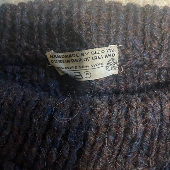 Handmade Irish wool cable sweater. Mens L/XL maroon/rust color. - Picture 2 of 6